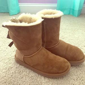 Ugg Bailey Bow